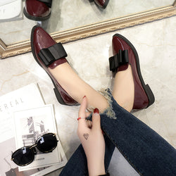 Women Flats Bowtie Loafers Shoes Women Ballet Flats Pointed Toe Shoes Patent Leather Elegant Low Heels On Flat Shoes Woman