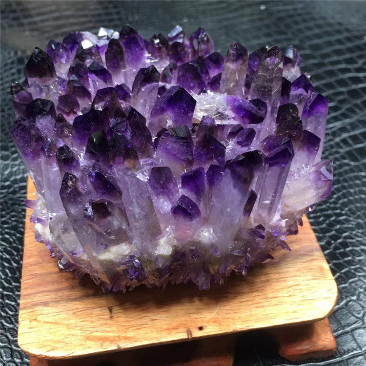 Cruz Amethyst Cluster Home Decoration Ornament Mineral Specimen